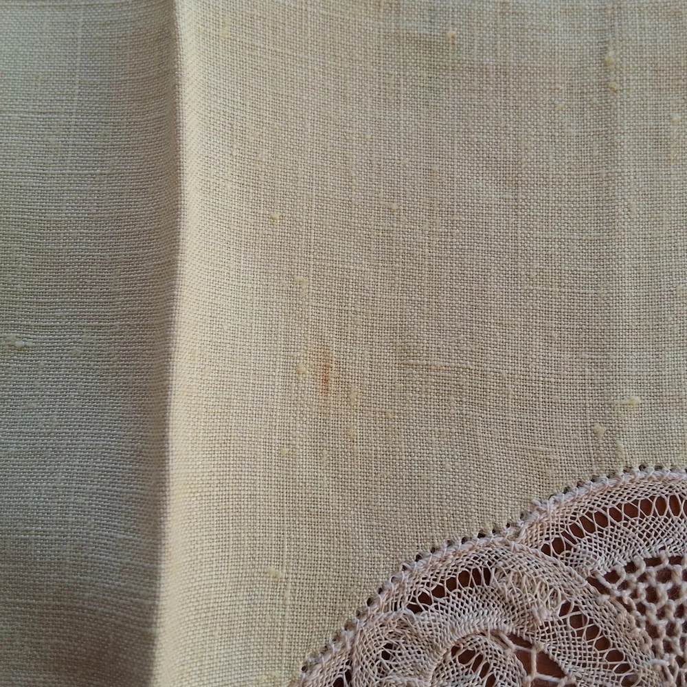 Irish Linens - Picture 9 of 12